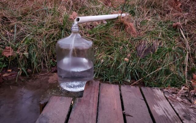 Most Drivers Pass This Oklahoma Artesian Well, Flowing Free Since 1954, Without Ever Filling a Jug