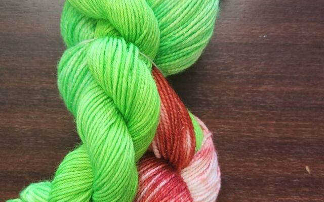 Oklahoma Spinning Classes Teach You to Turn Fluffy Wool Into Yarn With a Simple Spindle