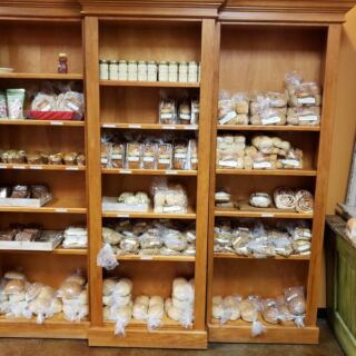 Still-Warm Jalapeño Cheese Bread and Rhubarb Pie Are Fairly Priced at This Down-Home Arizona Bakery