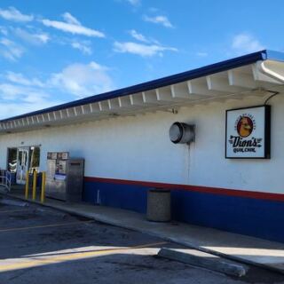 10 Florida Gas Stations Secretly Serving Some of the Best Food in the State