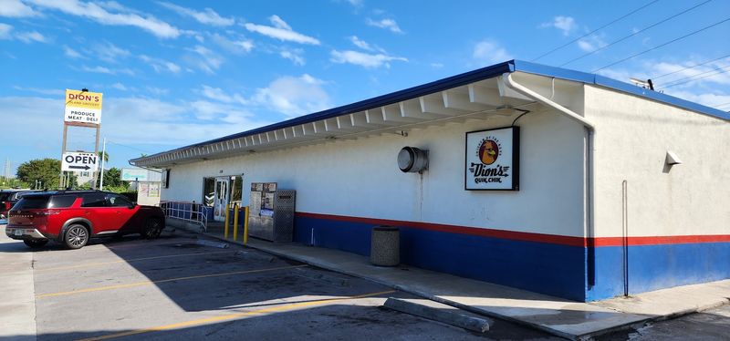 10 Florida Gas Stations Secretly Serving Some of the Best Food in the State