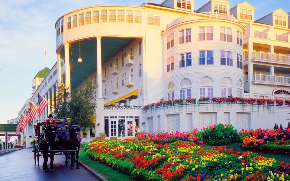 13 Historic Hotels Offering Experiences That Go Far Beyond Spending the Night