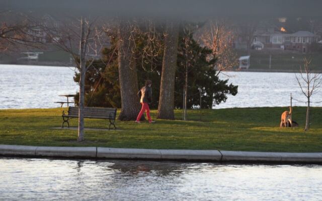 Lakeside Living Costs So Little in This Minnesota Town That Retirees Call It Their Slice of Heaven
