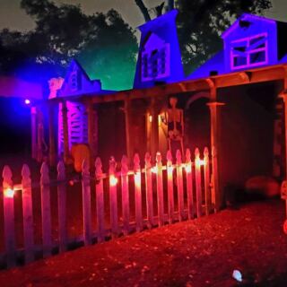 This California Haunted Trail Hides So Many Haunted Houses It Feels Like It Never Ends