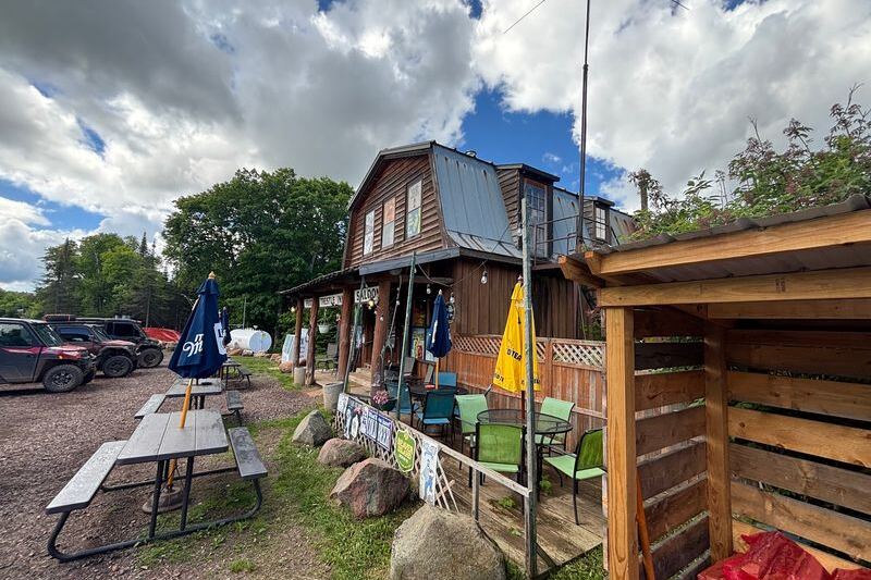 This Minnesota Restaurant Hides at the End of a Dirt Road, and Locals Guard It Like Treasure
