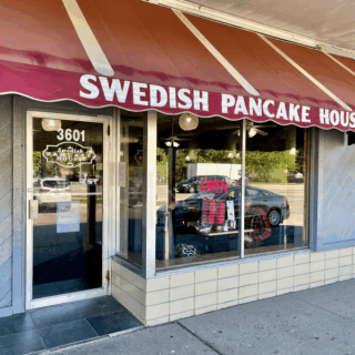 This Old-School Andersonville Bakery In Chicago Still Bakes Swedish Cardamom Rolls The Way Grandma Did