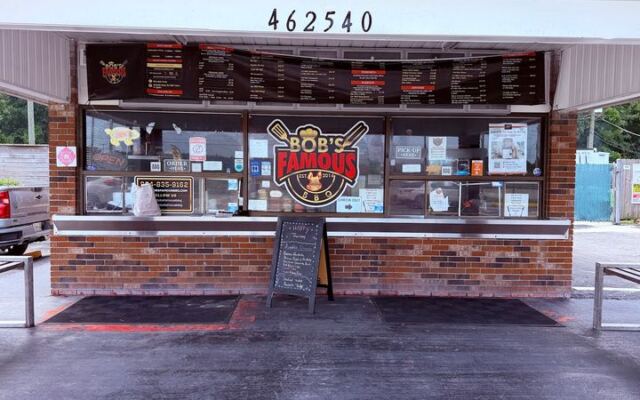 The First 7 Stops Worth Making After You Pass the Welcome to Florida Sign