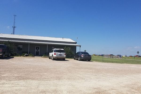 This Unassuming Texas Country Bakery Serves Fried Pies, Homemade Bread, and Full Lunches Under $9