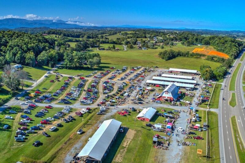 Treasure Hunters Fill Their Trucks for Pocket Change at These 8 Tennessee Flea Markets