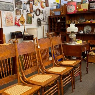 A Small Michigan Town Hides a Huge Antique Mall Worth Exploring