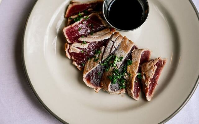 7 Ohio Restaurants Serving Prime Rib So Good People Drive Hours For One Plate