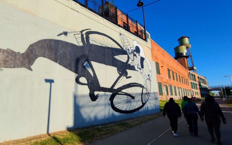 This Detroit Trail Runs Through an Old Railroad Trench Filled With Art
