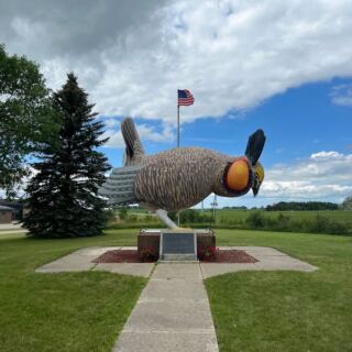 Chasing Minnesota’s Roadside Giants Is Still the Most Fun Way to Turn a Long Drive Into a Family Memory