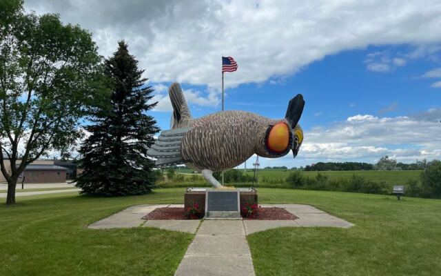 Chasing Minnesota’s Roadside Giants Is Still the Most Fun Way to Turn a Long Drive Into a Family Memory