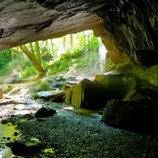 This Pennsylvania Cave Has a Creek That Vanishes Underground