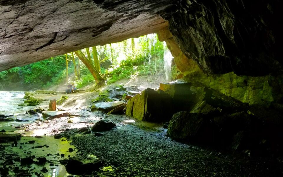 This Pennsylvania Cave Has a Creek That Vanishes Underground