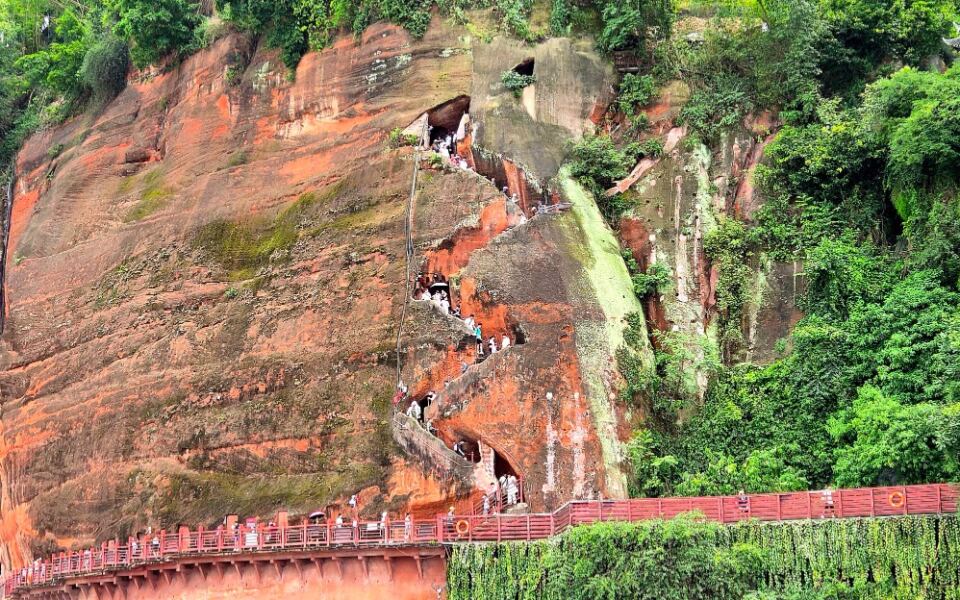 The Incredible Cliffside Trail That Winds Past a Giant Buddha