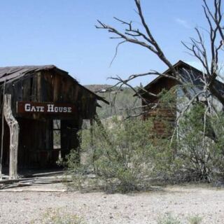 16 American Ghost Towns Where the Past Still Feels Strangely Close