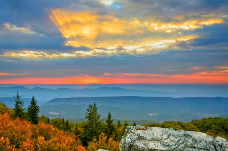 10 West Virginia Sunrise Spots Worth Setting the Alarm For