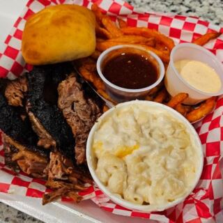Pulled Pork Piles So High at These 5 South Carolina Joints It Drips Before You Order