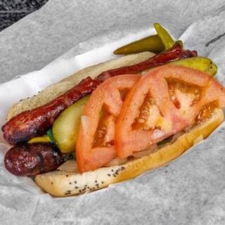 This Tiny Chicago Hot Dog Stand Still Chars Every Dog The Same Way It Did In 1948