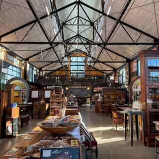 Antique Hunters Lose Whole Afternoons in This 10,000-Square-Foot Oregon Salvage Warehouse