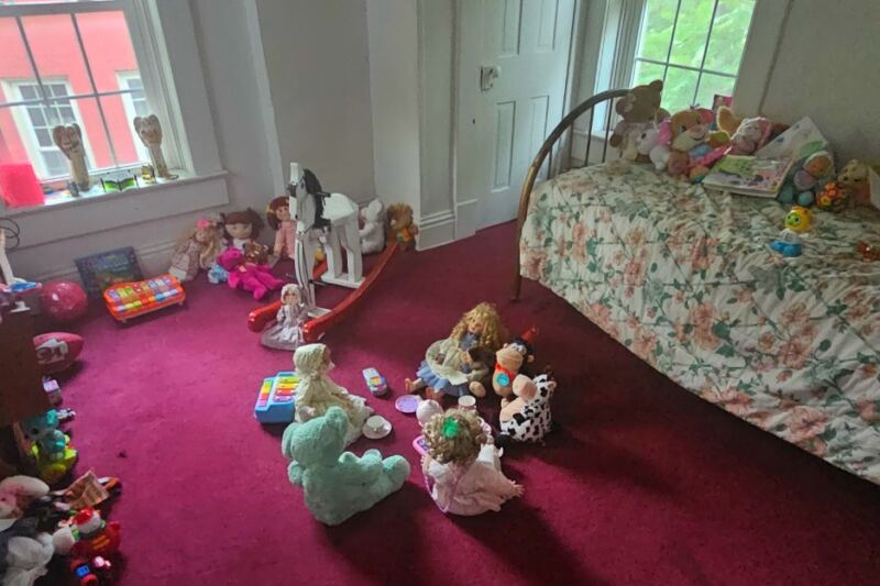 Ghost Hunters Say This Ordinary-Looking Kansas House Is One of the Creepiest Places in the Midwest