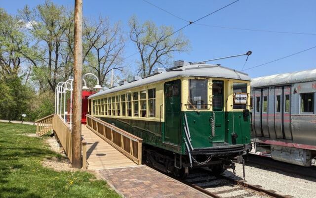 South Elgin’s Fox River Trolley Museum Lets Families Ride Century-Old Trolleys Beside The River