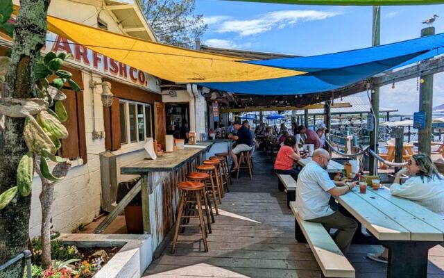 11 Florida Seafood Markets Where You Buy Shrimp Straight Off the Boat