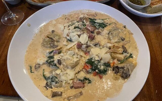 11 South Carolina Italian Restaurants Where Someone Clearly Cared About The Pasta