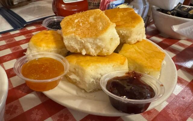 How Did a Tiny Tennessee Town Become Home to Biscuits So Big You Need Two Hands?