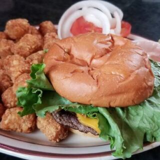 This Minnesota Burger Joint Has Been Flipping the Same Simple Burger for 60 Years, and Locals Still Swear by It