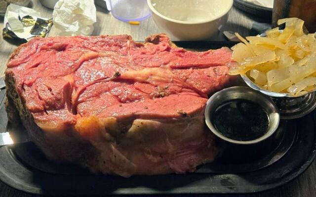 This Family-Run Wisconsin Supper Club’s 32-Ounce Prime Rib Is Big Enough For Several Meals