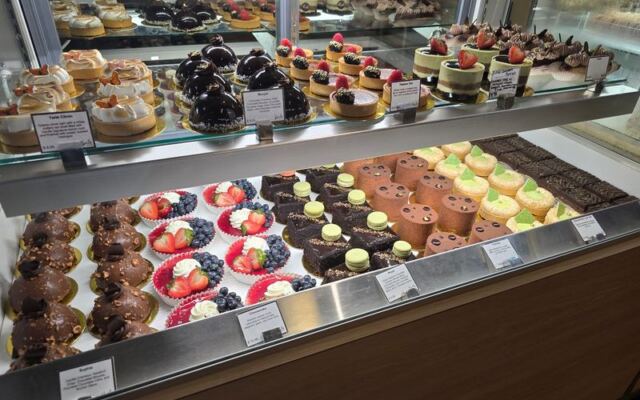 Inside Chicago’s French Market, This Illinois Pâtisserie Serves Almond Croissants Fans Call the Best