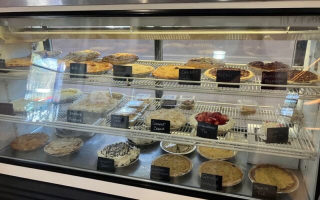 These 9 North Carolina Pie Shops Serve Slices Worth Clearing Your Whole Afternoon For