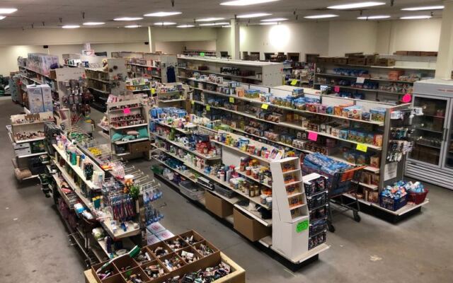 At This Colorado Discount Grocery, Shoppers Score Name Brands at 75 to 90 Percent Off Retail