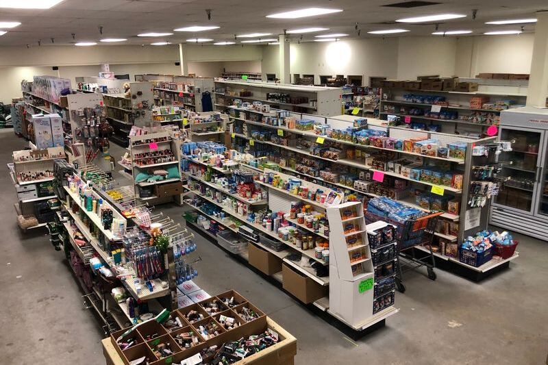 At This Colorado Discount Grocery, Shoppers Score Name Brands at 75 to 90 Percent Off Retail
