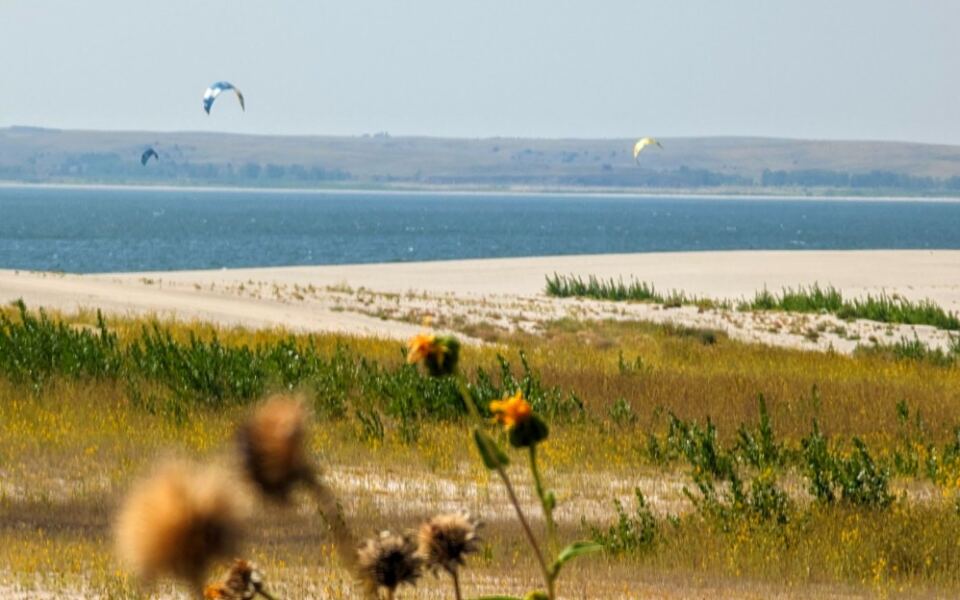 This Nebraska Lake Has White Sand Beaches and Camping Right by the Water