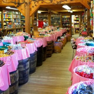 15 Historic American Candy Shops Still Making Old-Fashioned Favorites