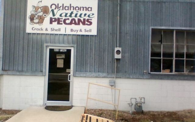 Seven Oklahoma Pecan Spots Selling Pecans During the Fall Harvest