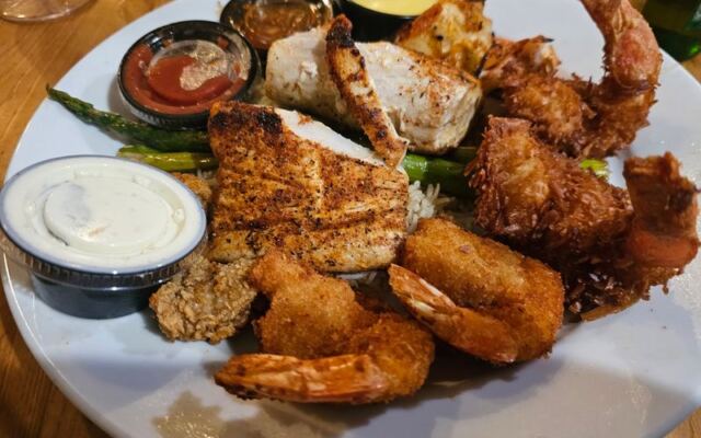 Craving Fresh Gulf Oysters? These 11 Port Aransas and Rockport Seafood Spots Are Worth the Drive From Houston