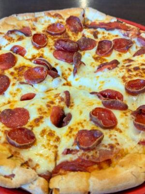 This Lenexa, Kansas, Pizza Spot Has Earned a Loyal Following for Loaded Pies and Local Flavor