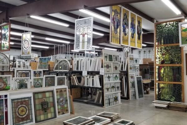 An Ordinary Barn in North Carolina Hides Over 10,000 Pieces of Antique English Stained Glass