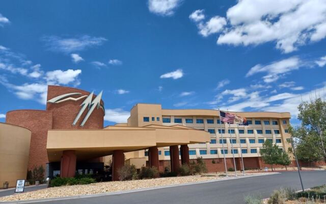 Arizona’s San Francisco Peaks Hide a Navajo Casino Resort With a Buffet Near Route 66