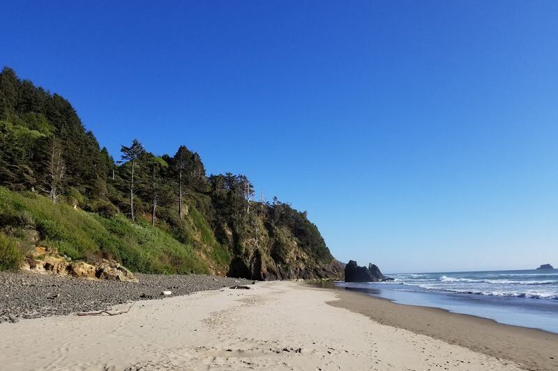 This Oregon Beach Hides a Cliffside Road Where Stagecoaches Once Rattled Along the Sand