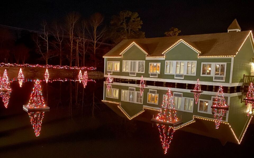 Every Christmas, Something Magical Happens on the Water in This New Jersey Town