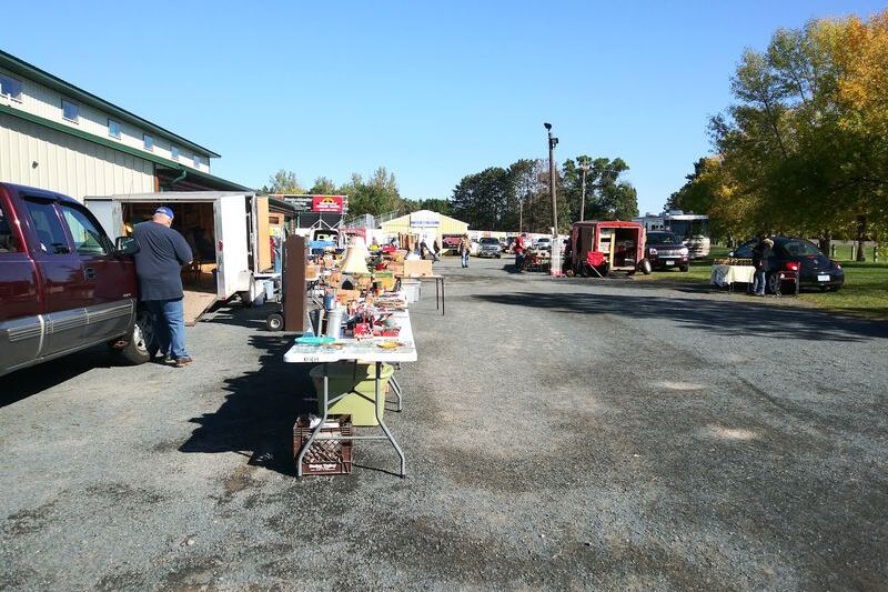 10 Minnesota Markets Where a Thirty-Dollar Budget Fills Your Whole Trunk