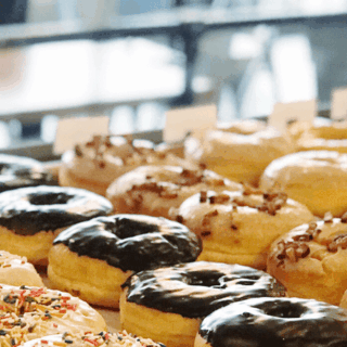 Tennessee’s Little Donut Shop Has Fed Three Generations of Knoxville Families Before Sunrise