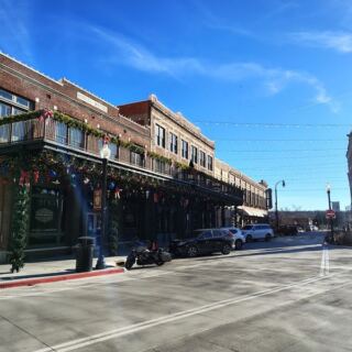 A Historic Oklahoma Downtown Lets You Walk Everywhere, Browse Shops, And Eat Between Stops