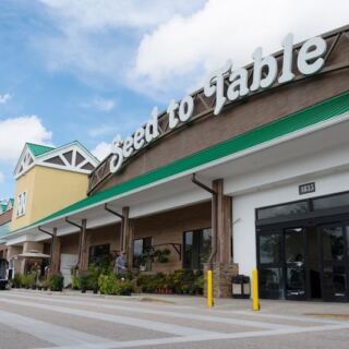 This Giant Florida Farm Market Stocks Produce Picked From Its Own Fields Just a Day Earlier